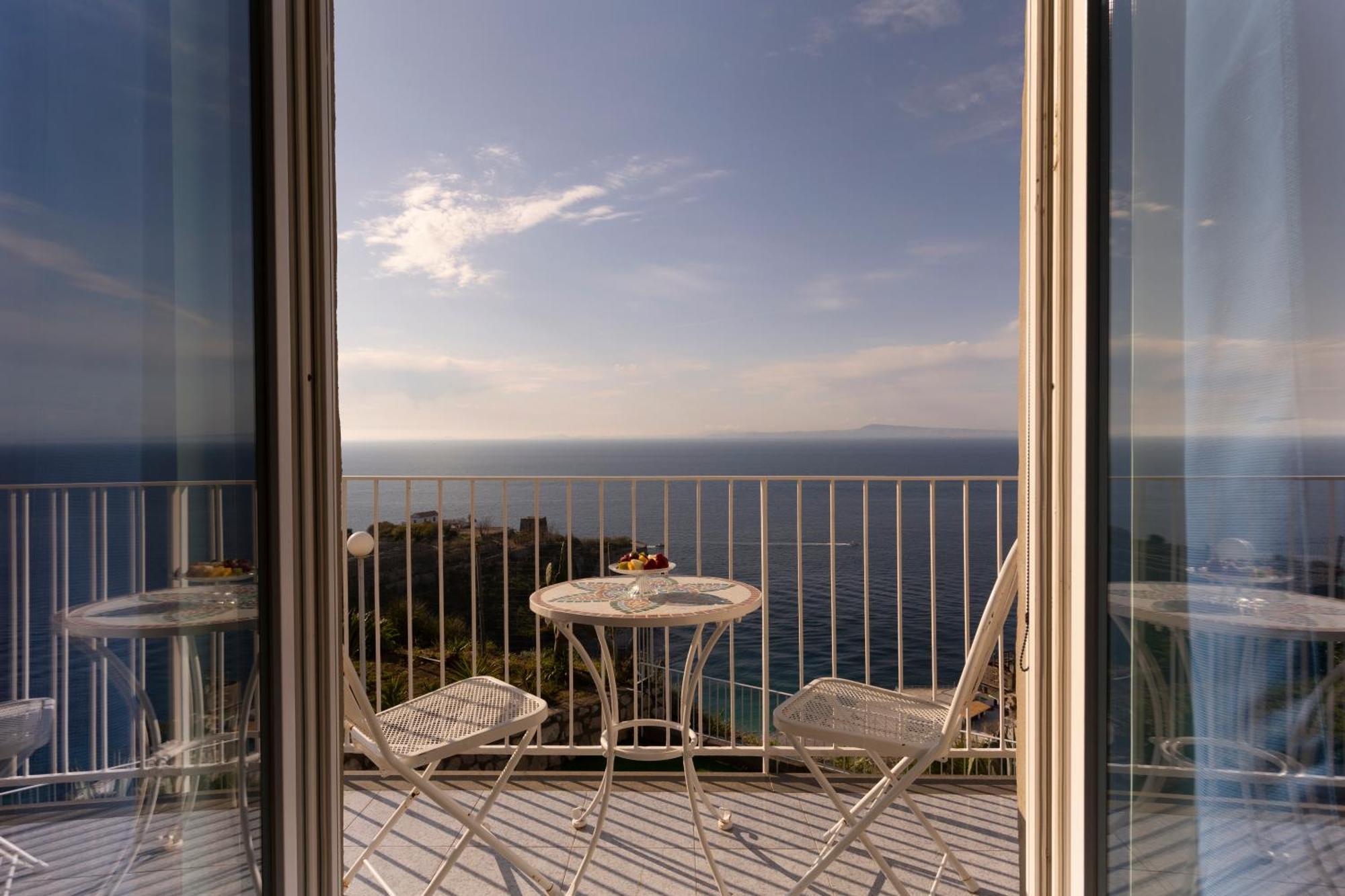 Hotel Villa Lubrense Sorrento Massa Lubrense Kültér fotó